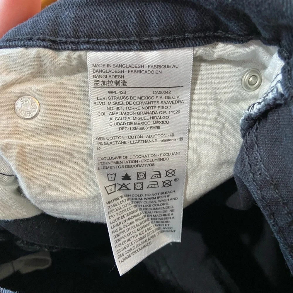 Men’s Denizen 218 Black Jeans 36x30 - Picture 2 of 6